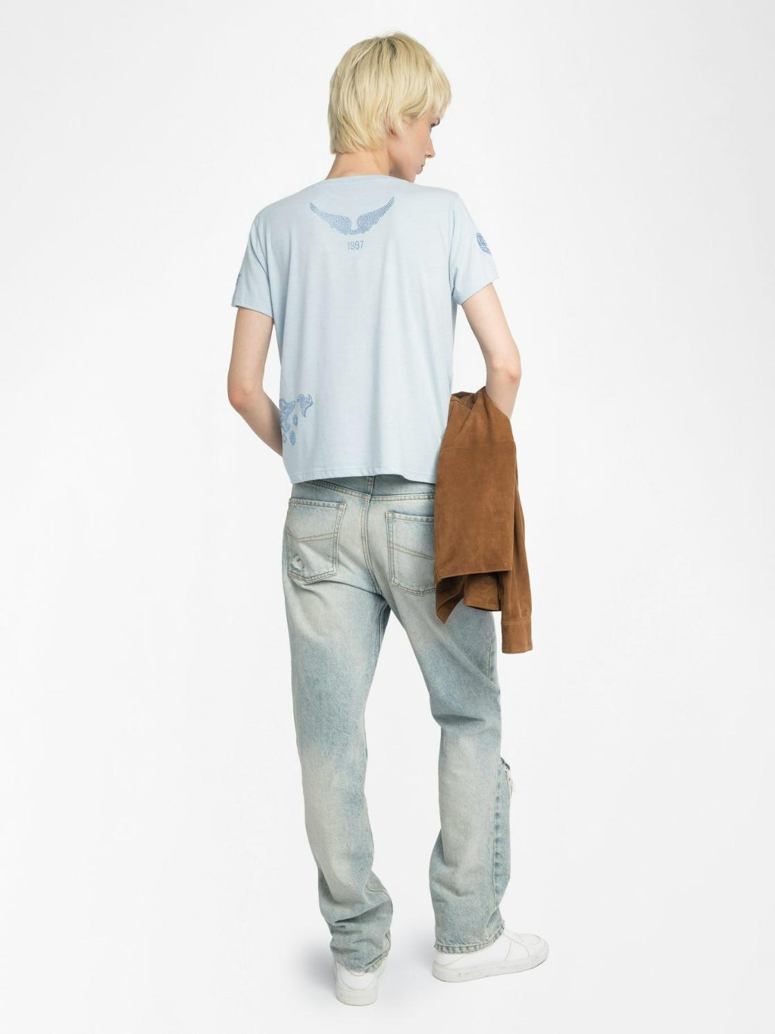 jwts02818_cloud_back_1.jpg